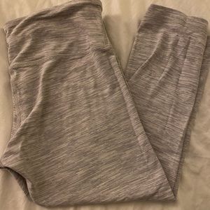 lululemon athletica Pants - Lululemon Wunderunder Crop 10 Grey/White lululemon athletica Pants - Lululemon Wunderunder Crop 10 Grey/White